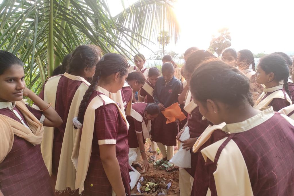 From Classroom to Compost Pile: Synergy India Foundation Brings Composting Magic to Schools!